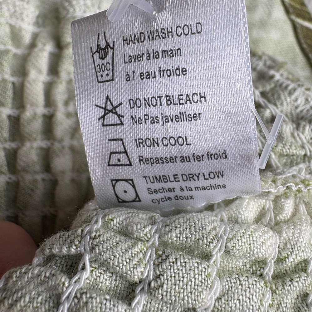 NWT Chaser Green Leaf Print Women's Top - Size Small. - Picture 12 of 13